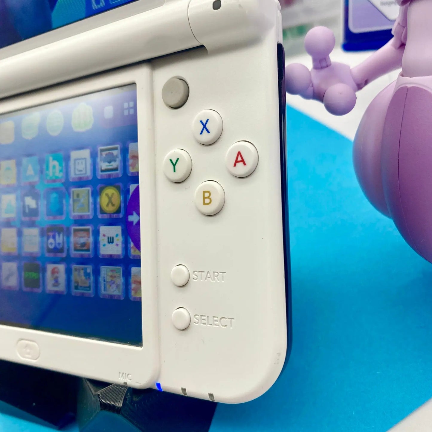New Nintendo 3DS XL white Galaxy