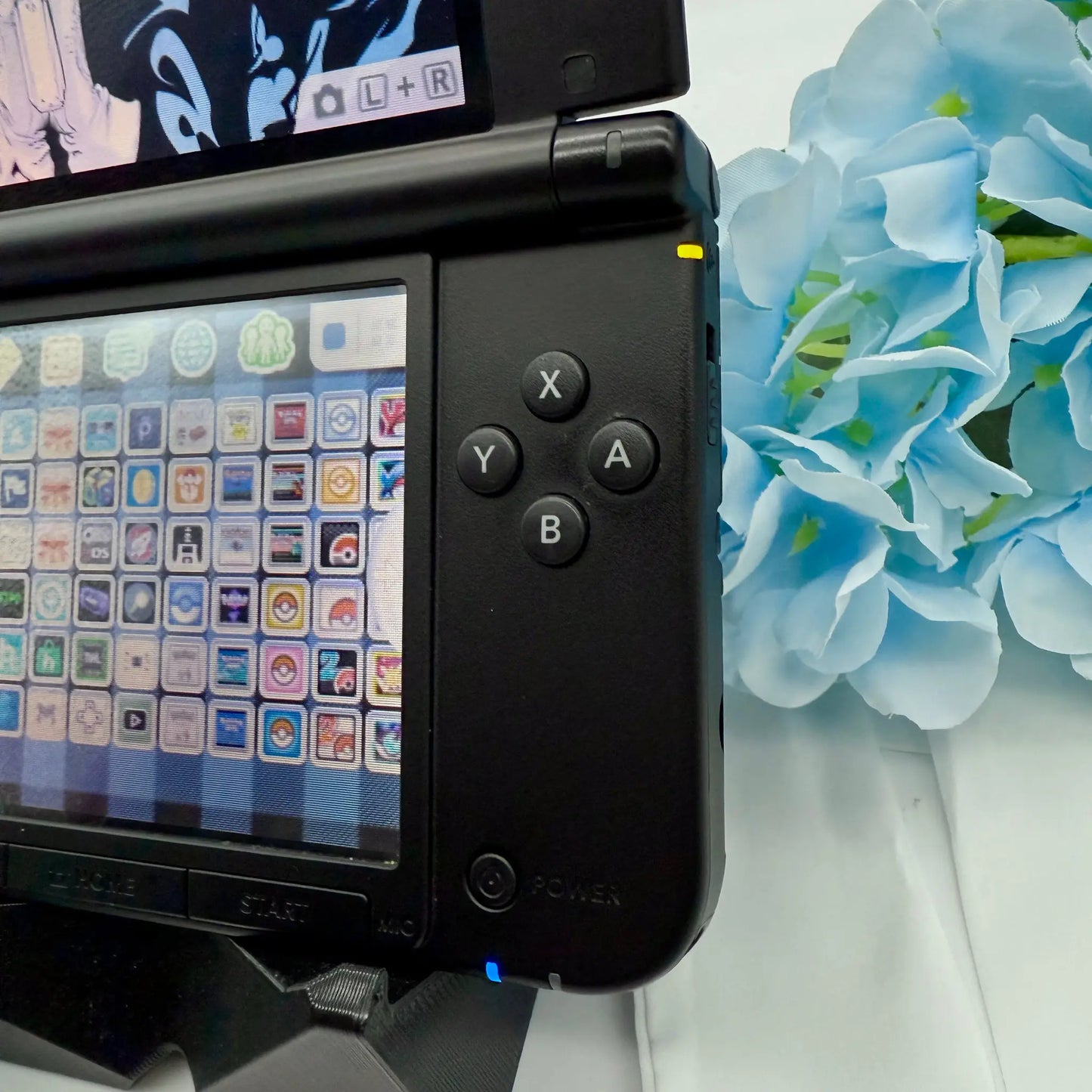 Nintendo 3DS XL black blue Smash Bros