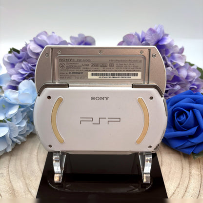 PSP Go N1000 in weiß Rückansicht